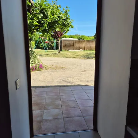 Entre Rieu Et Fournache Holiday home