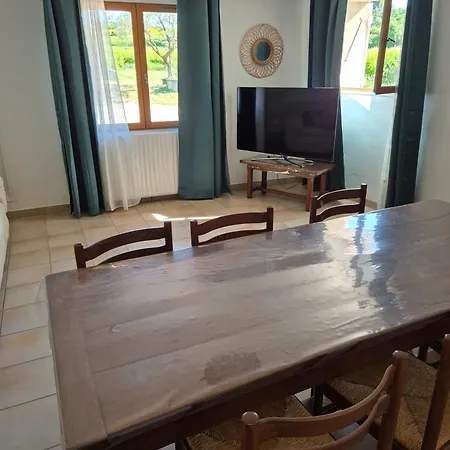 Entre Rieu Et Fournache Holiday home